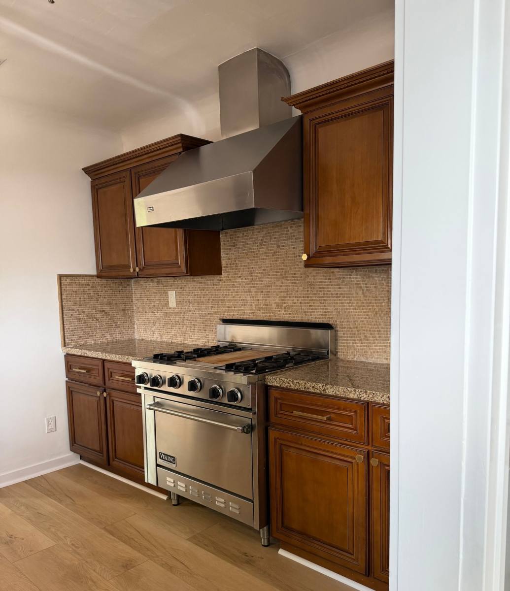 House for rent at 10318 Silverton Ave, Tujunga, CA 91042