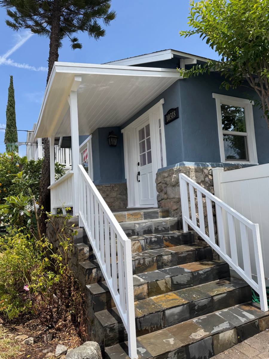 House for rent at 10318 Silverton Ave, Tujunga, CA 91042