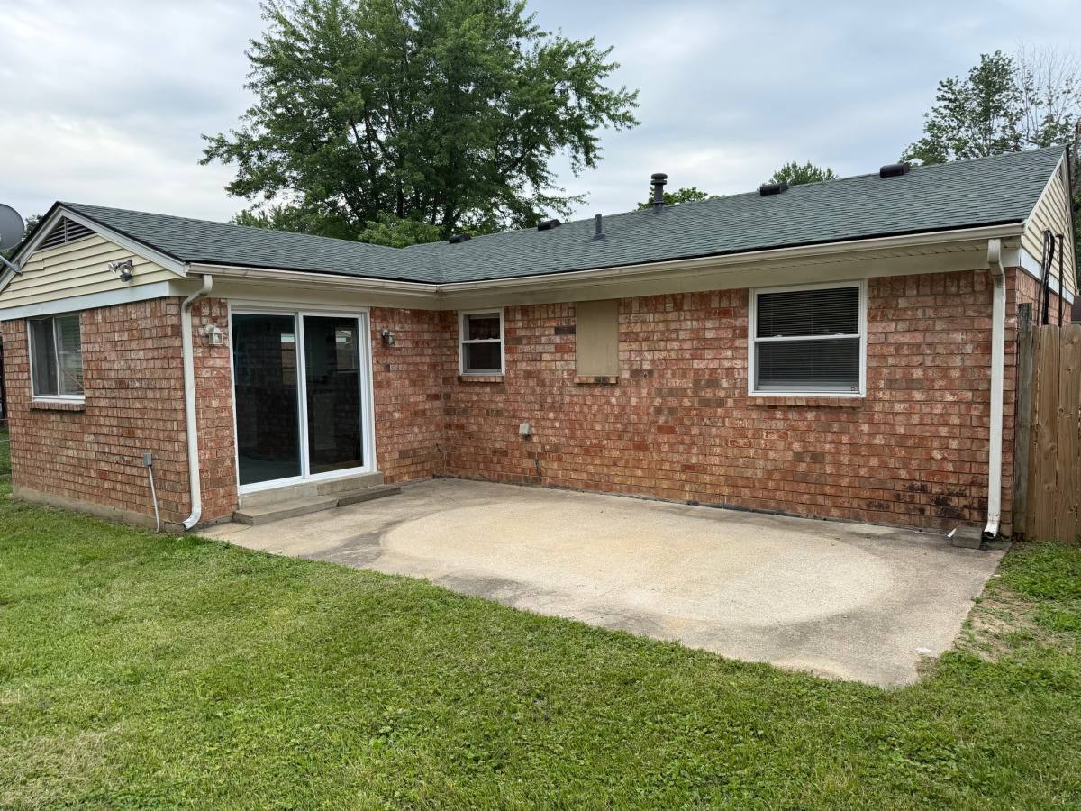 House for rent at 11711 Wiltonwood Court, Louisville, KY 40272