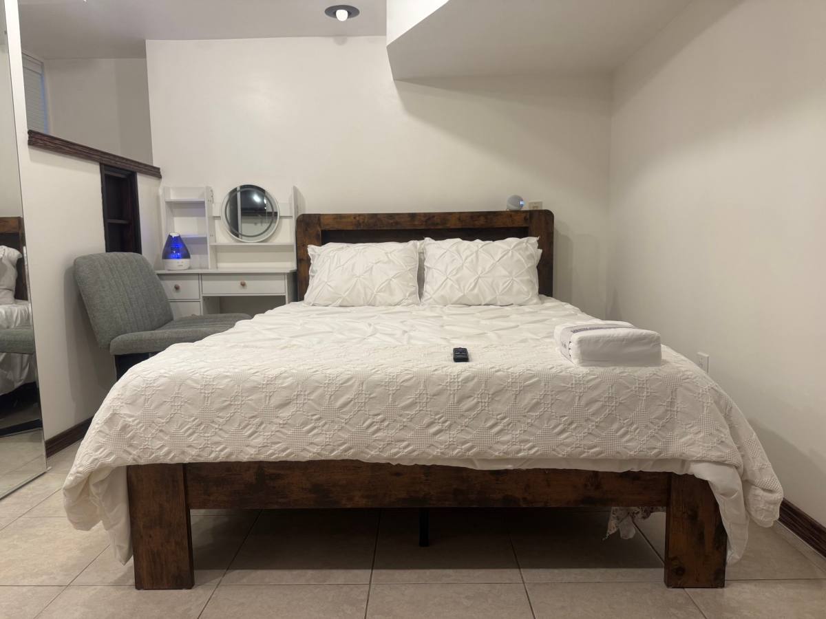 Apartment for rent at 585 Crescent Ave, Buffalo, NY 14214