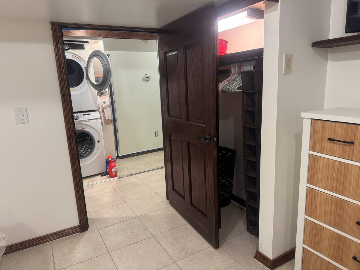 Apartment for rent at 585 Crescent Ave, Buffalo, NY 14214