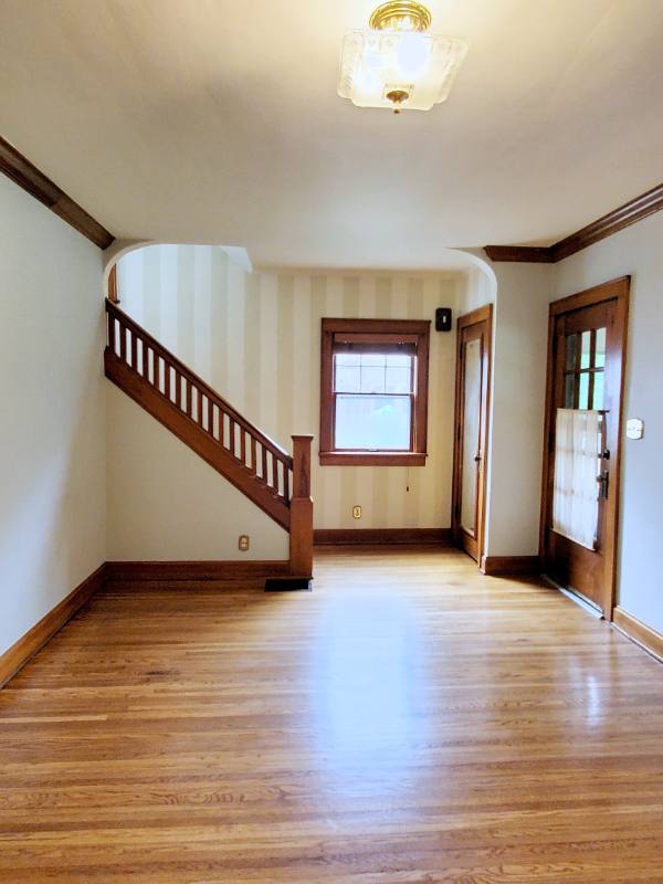 House for rent at 131 Glenmont Ave, Columbus, OH 43214