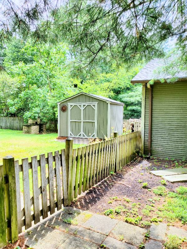 House for rent at 131 Glenmont Ave, Columbus, OH 43214