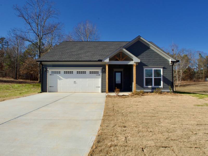 House for rent at 511 N Point Circle, Hartwell, GA 30643