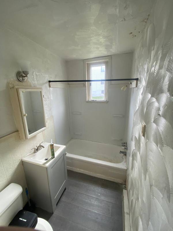 Apartment for rent at 1101 Evans Ave #A, McKeesport, PA 15132
