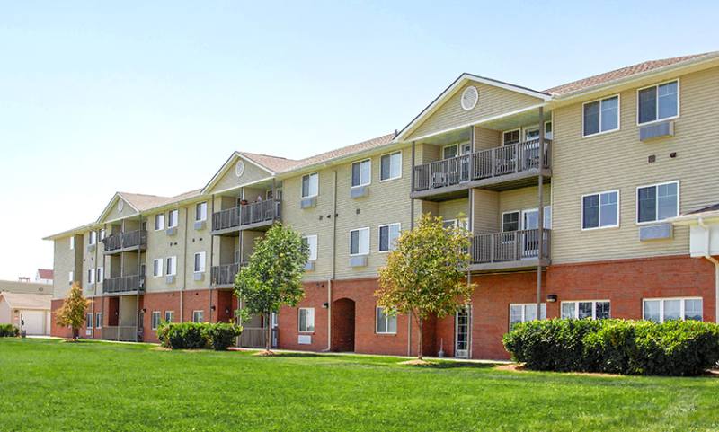 Apartment for rent at 7301 Q St #1-205, Omaha, NE 68127