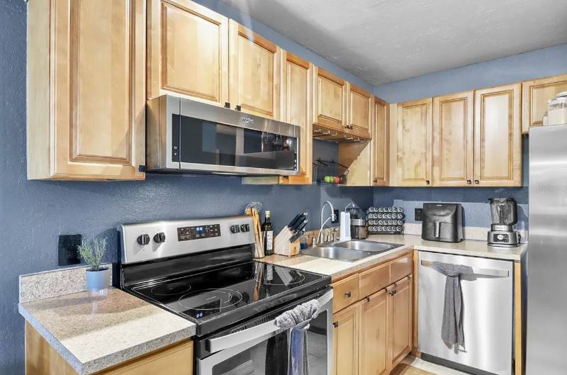 Apartment for rent at 13831 Orange Sunset #101, Tampa, FL 33611