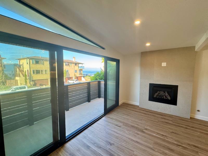 Apartment for rent at 110 Paseo De La Concha #D, Redondo Beach, CA 90277