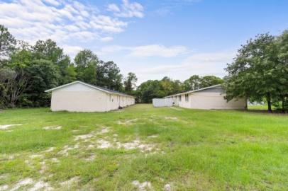 Townhouse for rent at 1217 Pineview St #3, Fayetteville, NC 28311