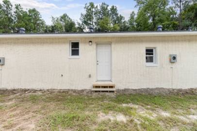 Townhouse for rent at 1217 Pineview St #3, Fayetteville, NC 28311