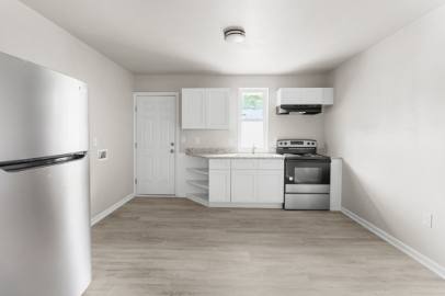 Townhouse for rent at 1217 Pineview St #3, Fayetteville, NC 28311
