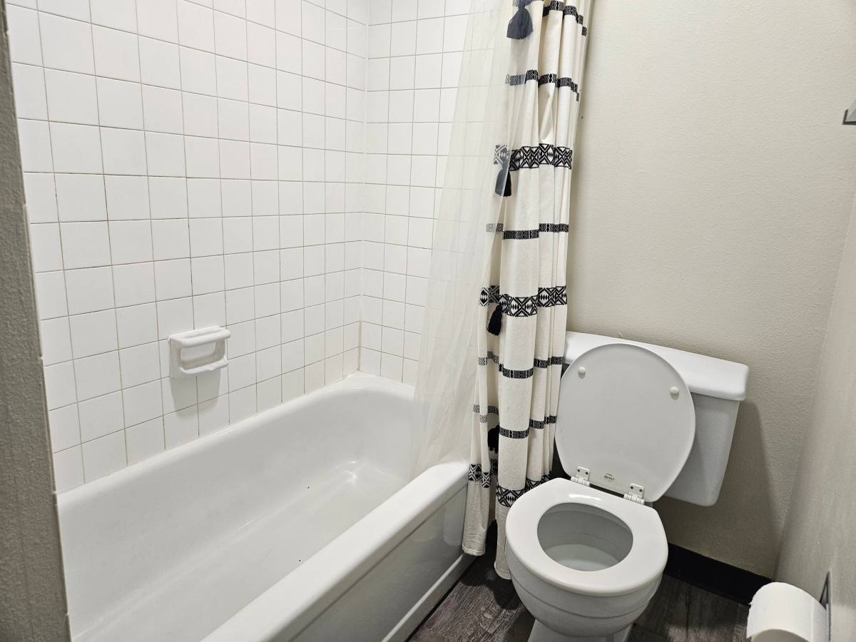 Apartment for rent at 4620 Reka Dr #B12, Anchorage, AK 99508