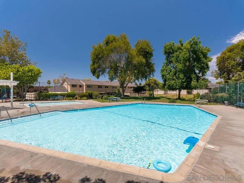 Townhouse for rent at 1806 Eastwood Lane, Encinitas, CA 92024