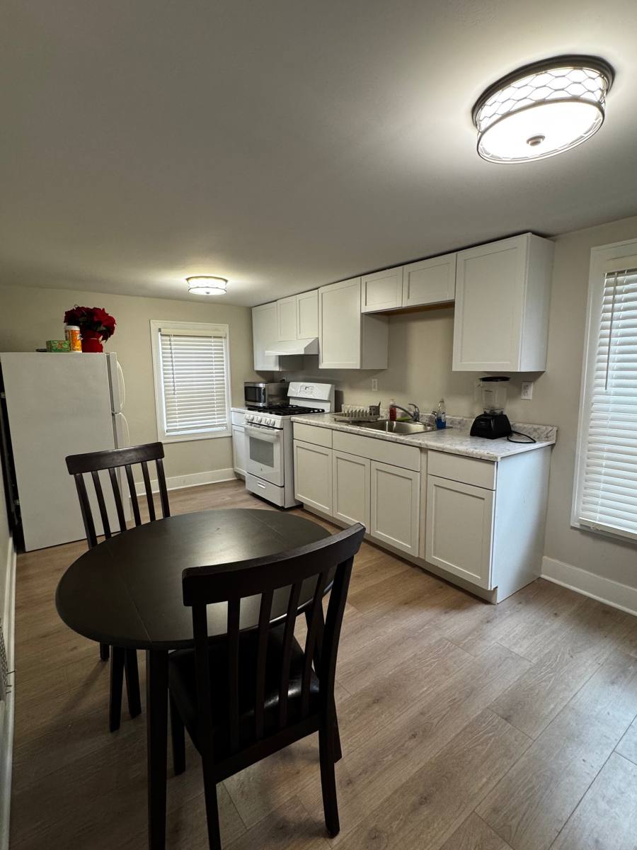 Apartment for rent at 922 W Broadway St - 2nd Floor, Bradley, IL 60915