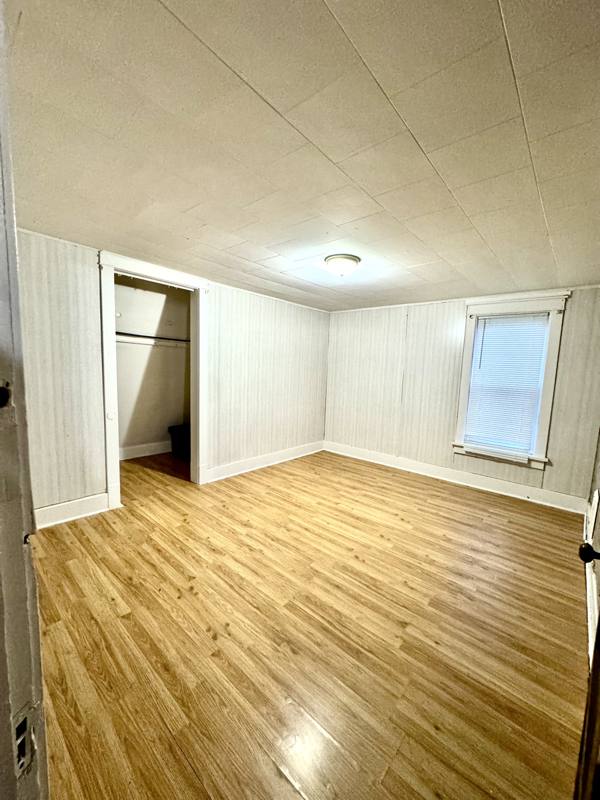 Apartment for rent at 922 W Broadway St - 2nd Floor, Bradley, IL 60915