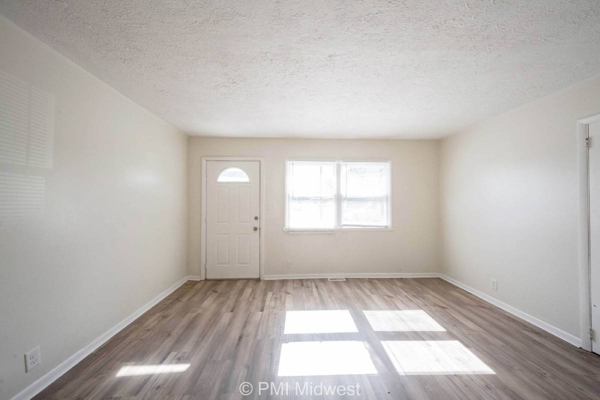 Townhouse for rent at 3146 Asbury St, Indianapolis, IN 46237