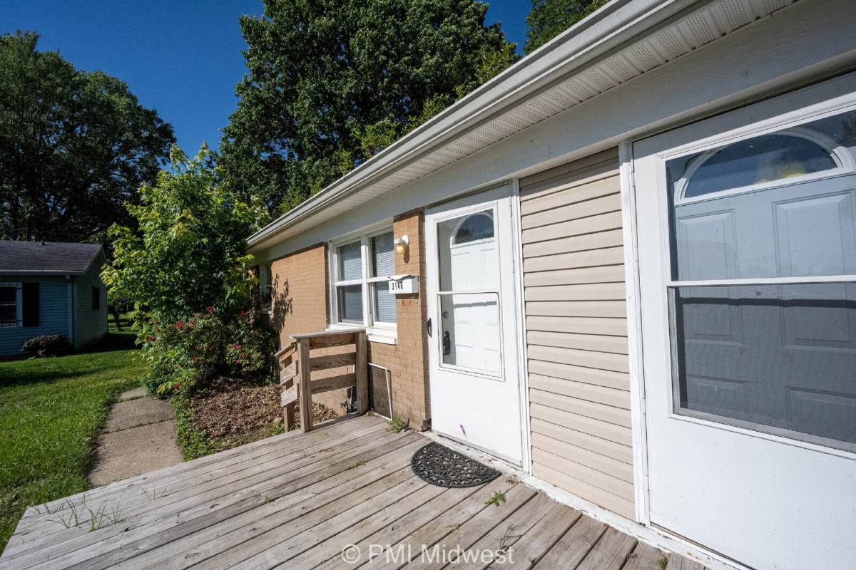 Townhouse for rent at 3146 Asbury St, Indianapolis, IN 46237