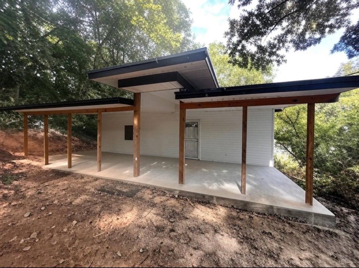 House for rent at 814 Beaman Lake Rd, Knoxville, TN 37914