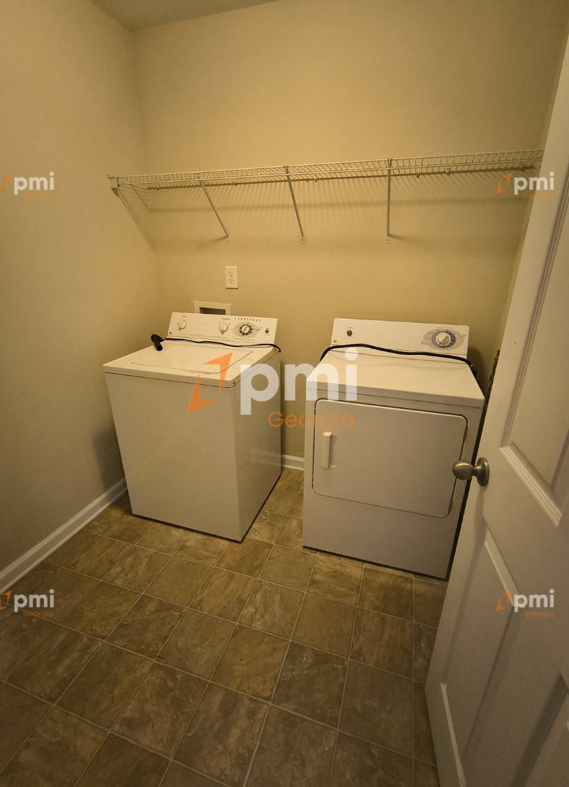 Townhouse for rent at 306 Creek Manor Way, Suwanee, GA 30024