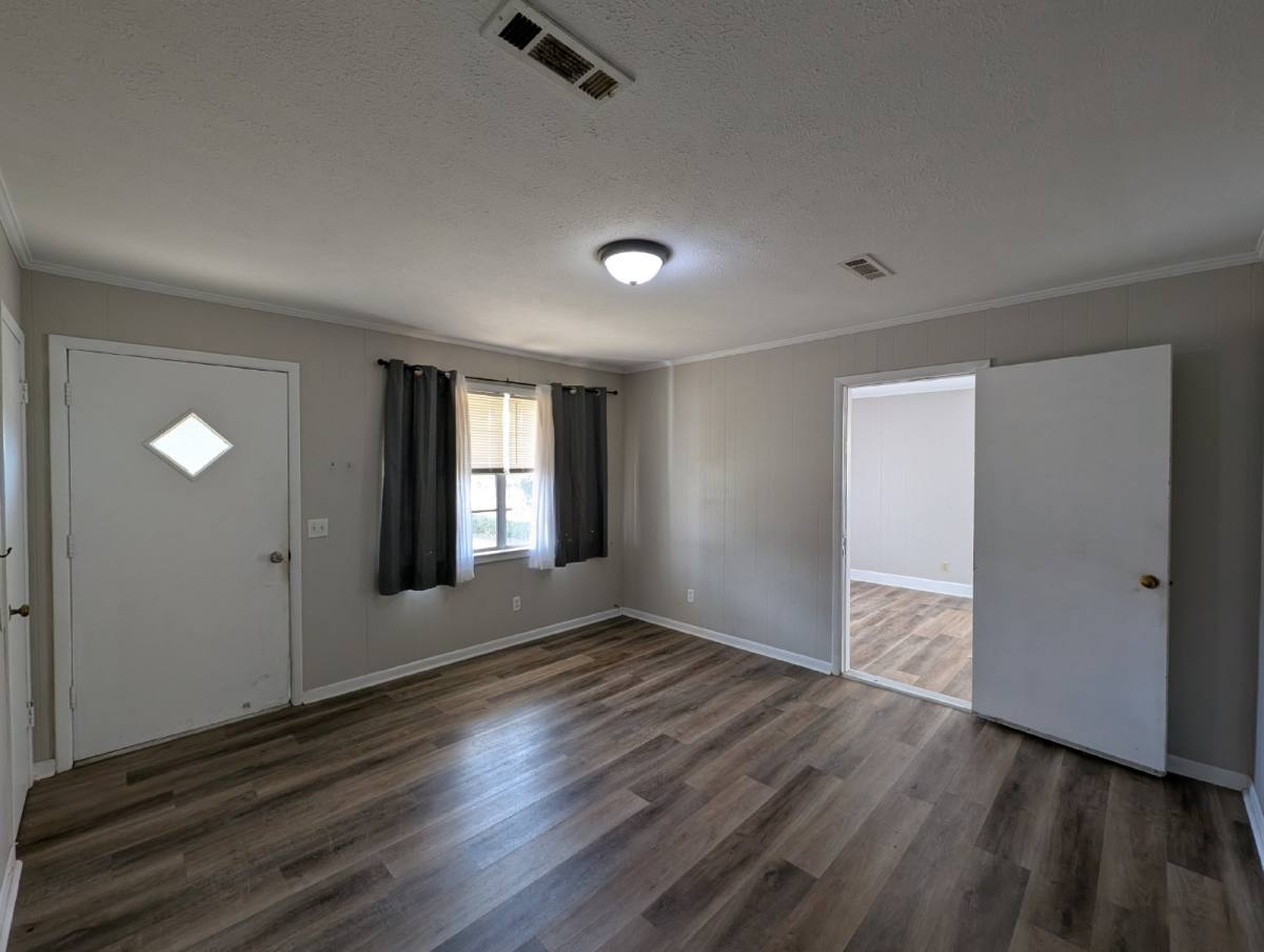 House for rent at 5487 Pelham Court, Graceville, FL 32440