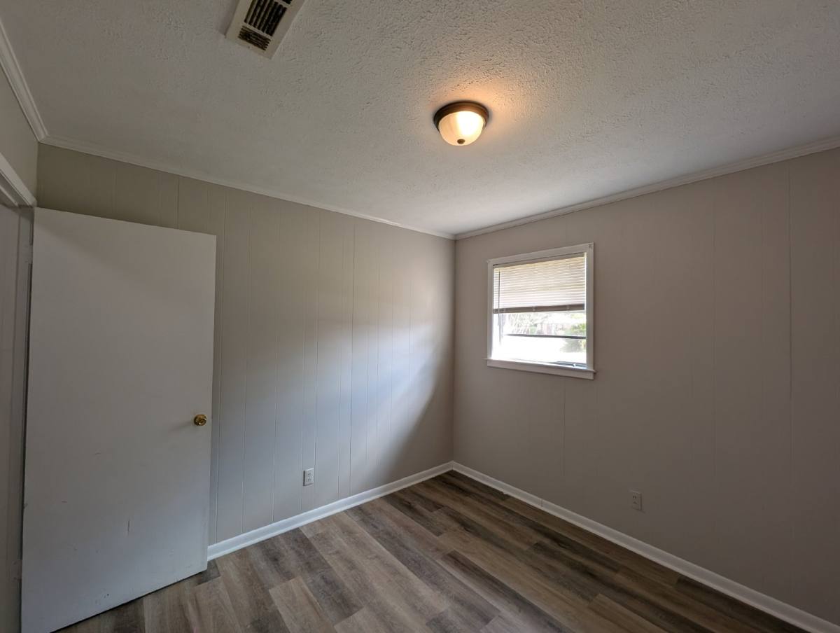 House for rent at 5487 Pelham Court, Graceville, FL 32440