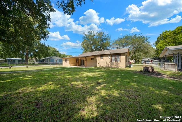 House for rent at 400 Mitchell Ave, Schertz, TX 78154