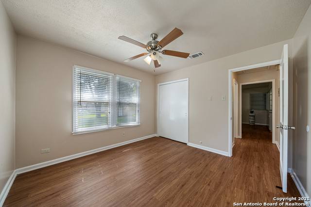 House for rent at 400 Mitchell Ave, Schertz, TX 78154