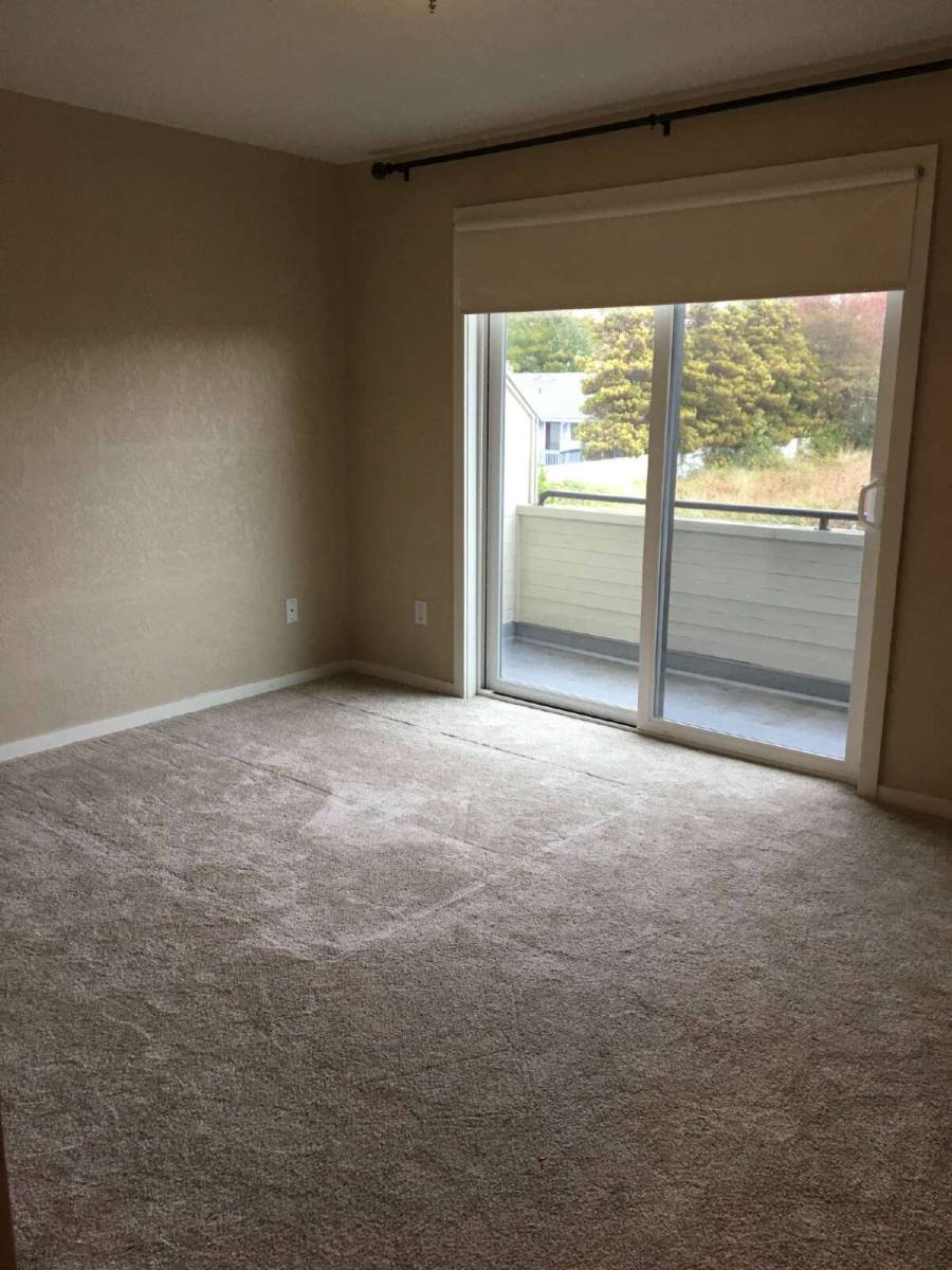 Condo for rent at 22330 6th Ave S, Seattle, WA 98198