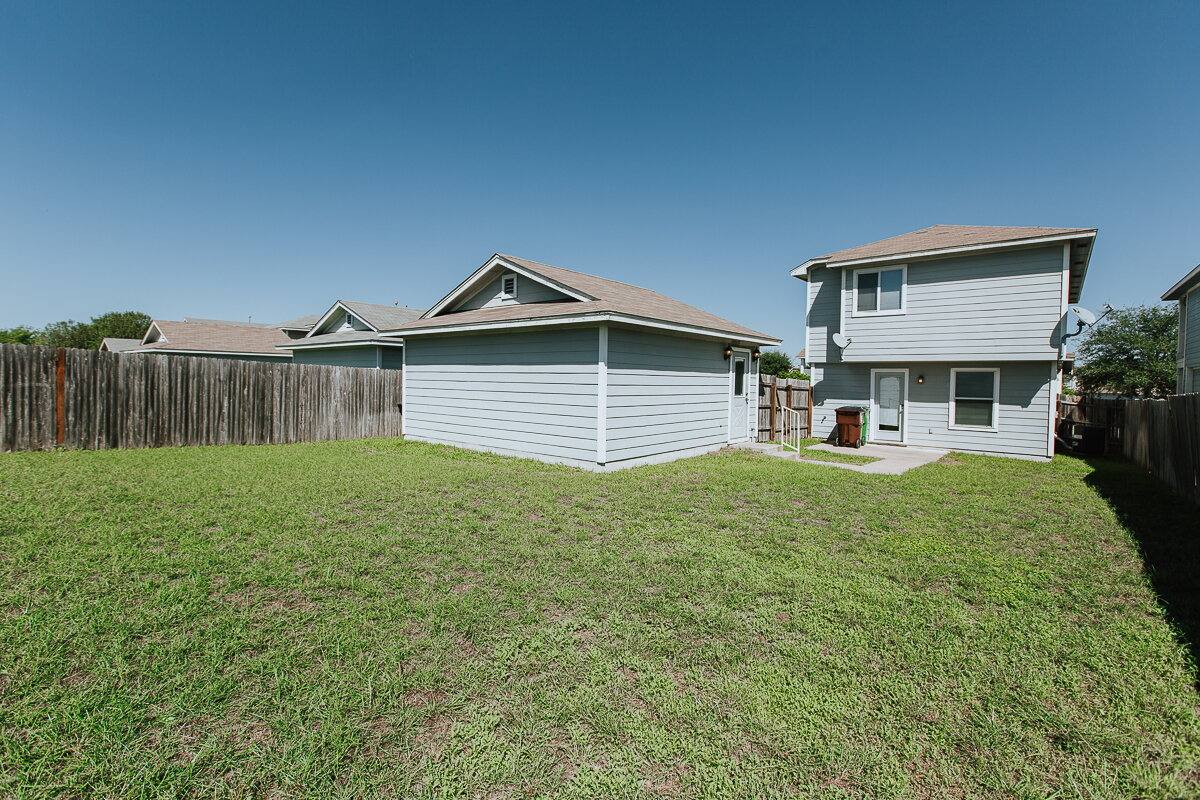 House for rent at 2122 Bluffstone Dr, Round Rock, TX 78665