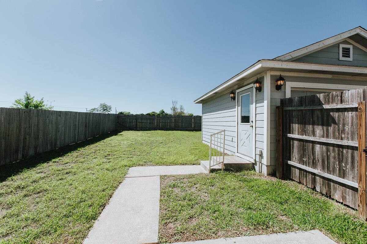 House for rent at 2122 Bluffstone Dr, Round Rock, TX 78665