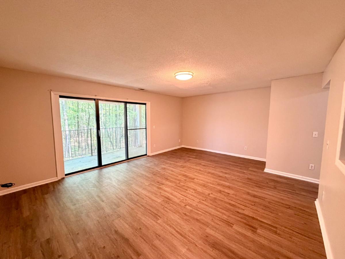 Apartment for rent at 33 Chestnut Ferry Rd #202, Camden, SC 29020
