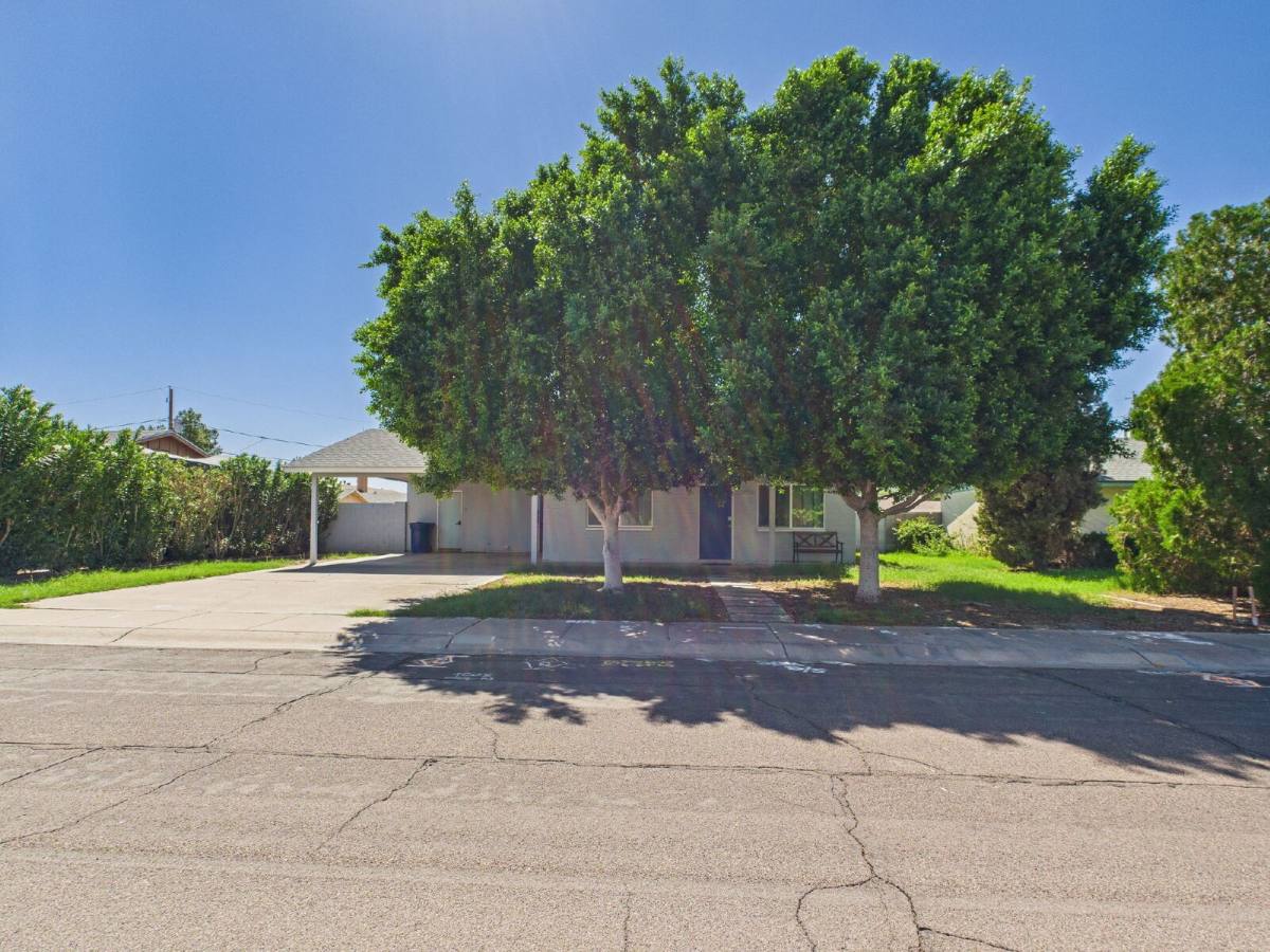 House for rent at 1233 W 11th St, Tempe, AZ 85281