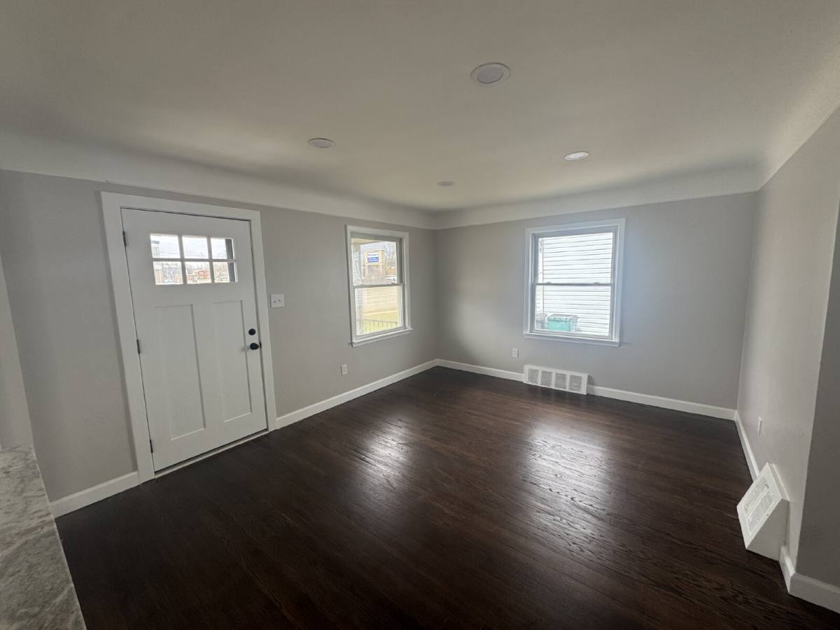House for rent at 3324 Greenfield Rd, Berkley, MI 48072
