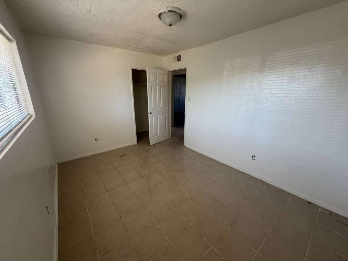 House for rent at 1836 F St, Wasco, CA 93280