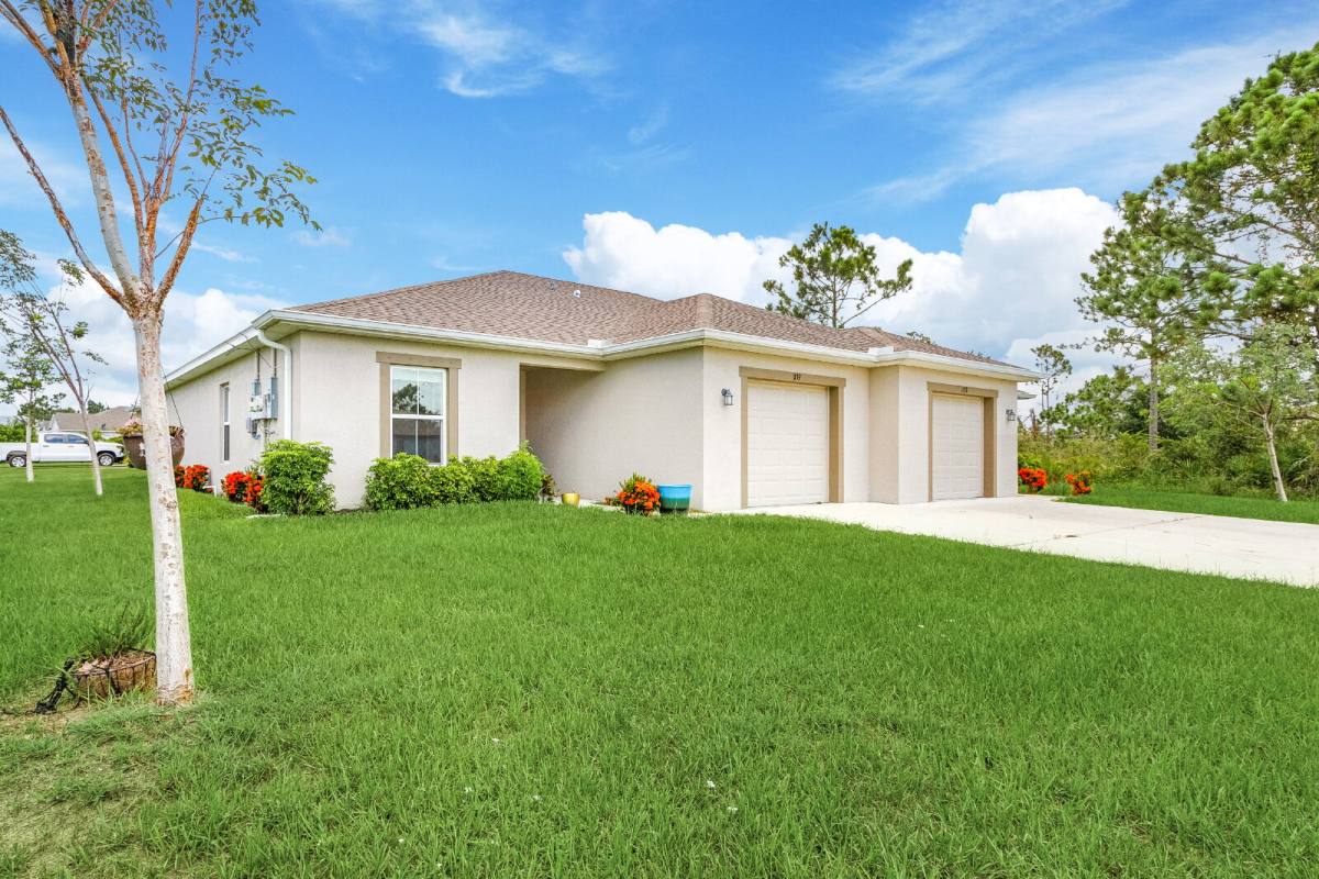 Townhouse for rent at 1139 Indies Way, Punta Gorda, FL 33983