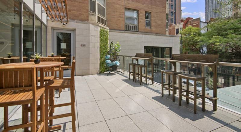 Apartment for rent at 30 W Chestnut St, Chicago, IL 60610
