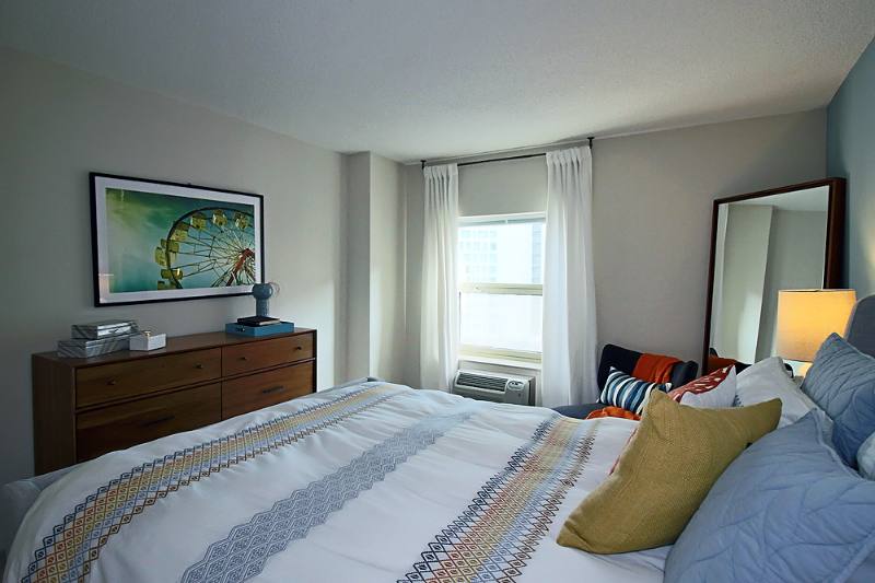 Apartment for rent at 30 W Chestnut St, Chicago, IL 60610