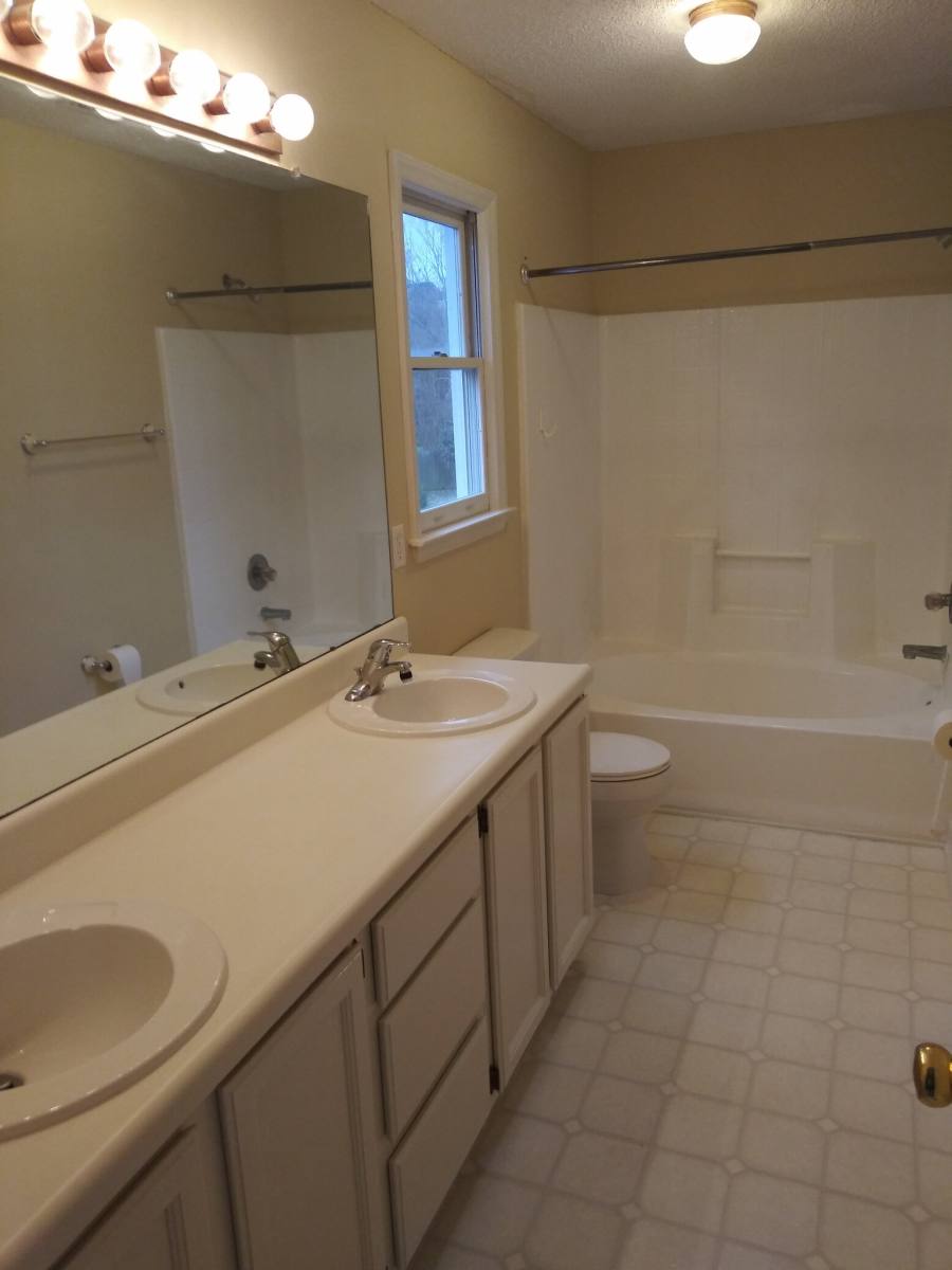 House for rent at 4428 Easthampton Dr, Raleigh, NC 27604
