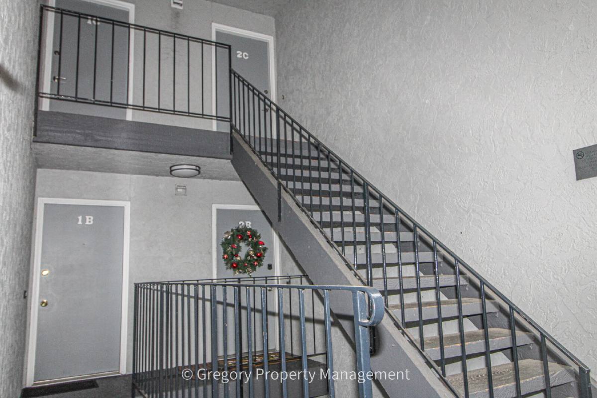 Apartment for rent at 12029 NE 100th Ave #C2, Kirkland, WA 98034