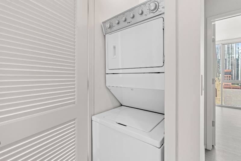 Apartment for rent at 17 E Huron St, Chicago, IL 60611