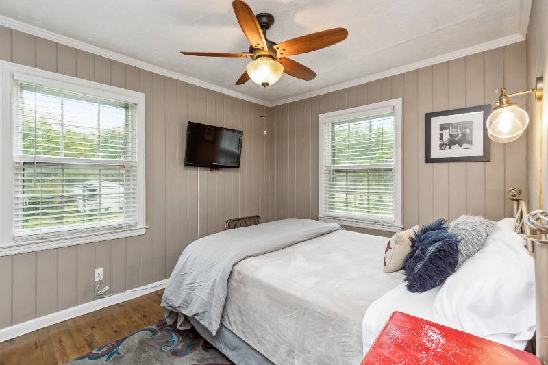 House for rent at 2808 McCampbell Ave, Nashville, TN 37214