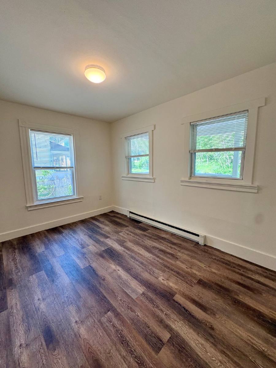 Apartment for rent at 7 Griswold Court #1, New London, CT 06320