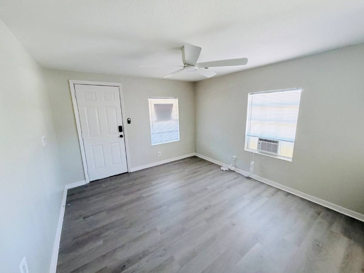 Apartment for rent at 1002 Ave E #4, Haines City, FL 33844