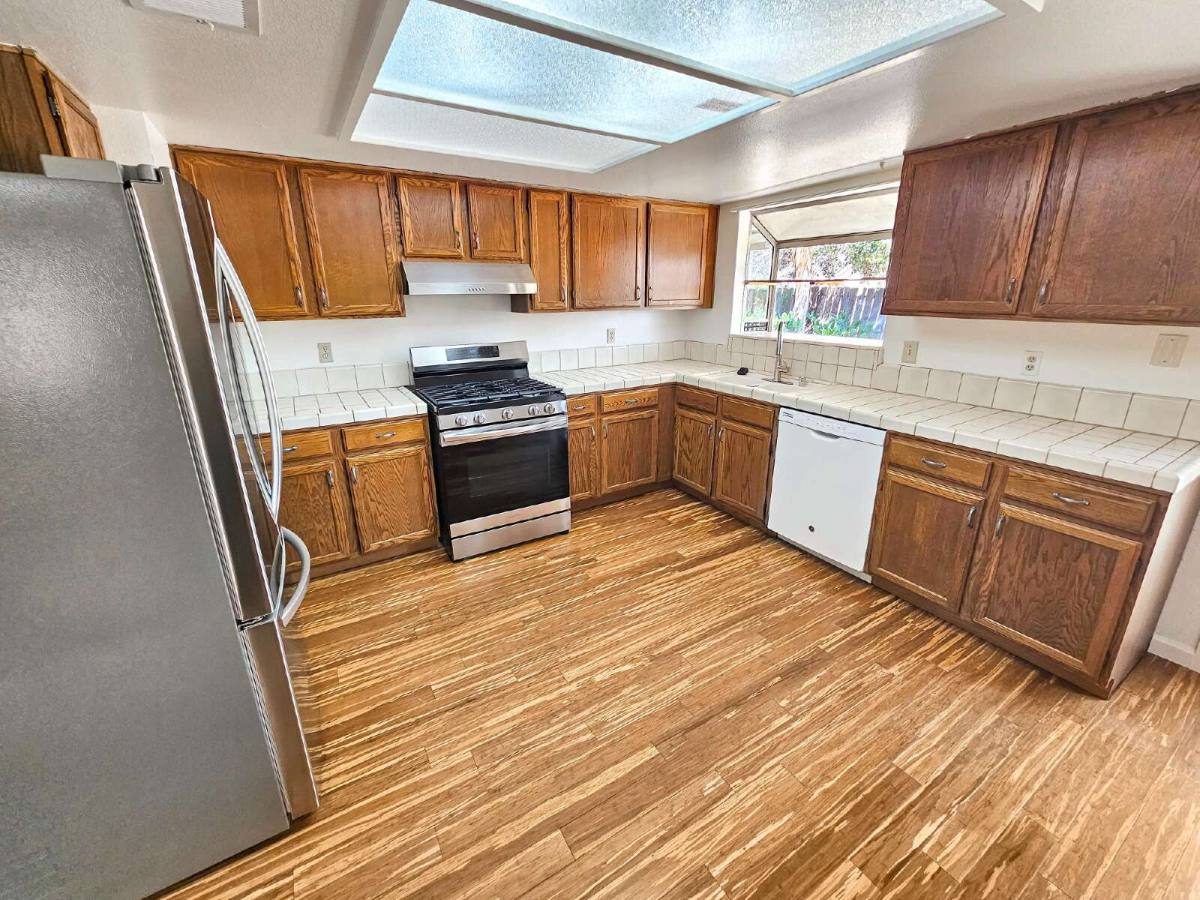 House for rent at 528 Heatherglen Dr, Ridgecrest, CA 93555