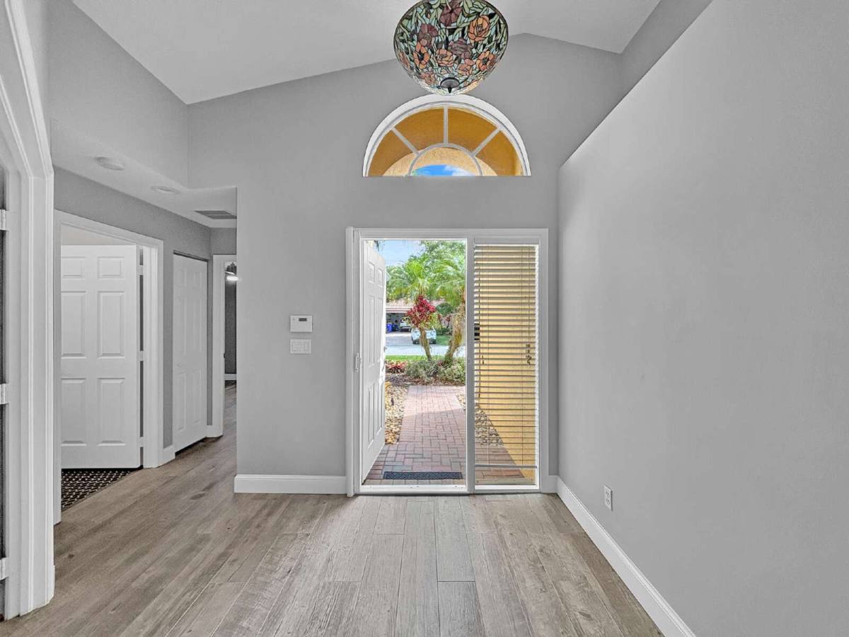 House for rent at 829 SE Westminster Place, Stuart, FL 34997