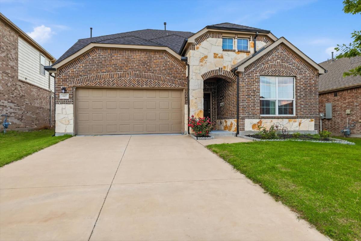 House for rent at 817 Adelyn St, Anna, TX 75409