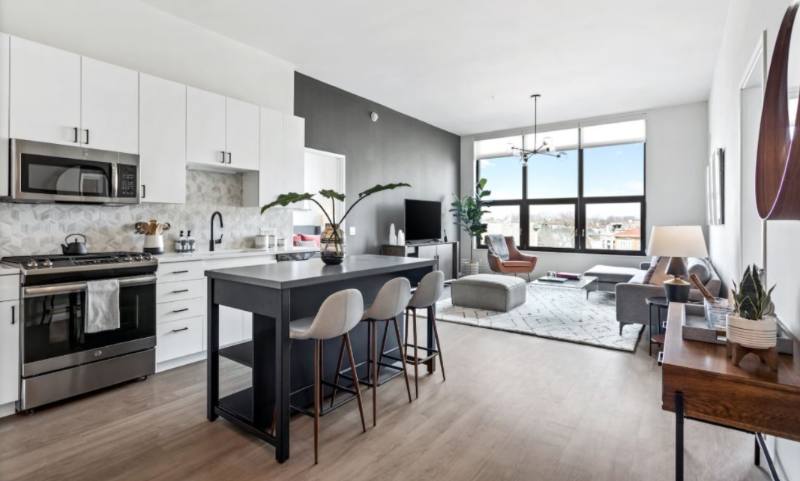 Apartment for rent at 2477 N Milwaukee Ave, Chicago, IL 60647