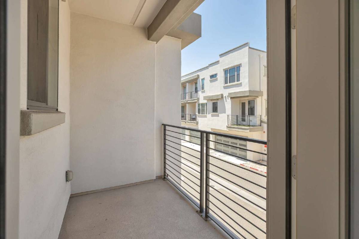 Townhouse for rent at 4235 N 26th St, Phoenix, AZ 85016