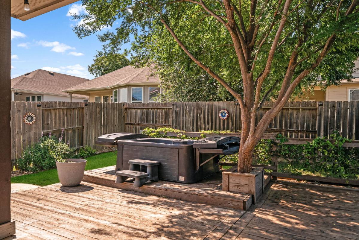 House for rent at 6661 Bowie Cove, Cibolo, TX 78108