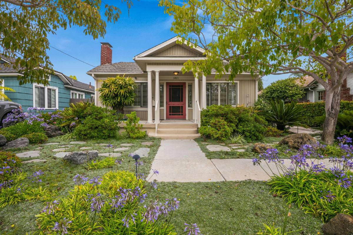 House for rent at 3925 Hawk St, San Diego, CA 92103